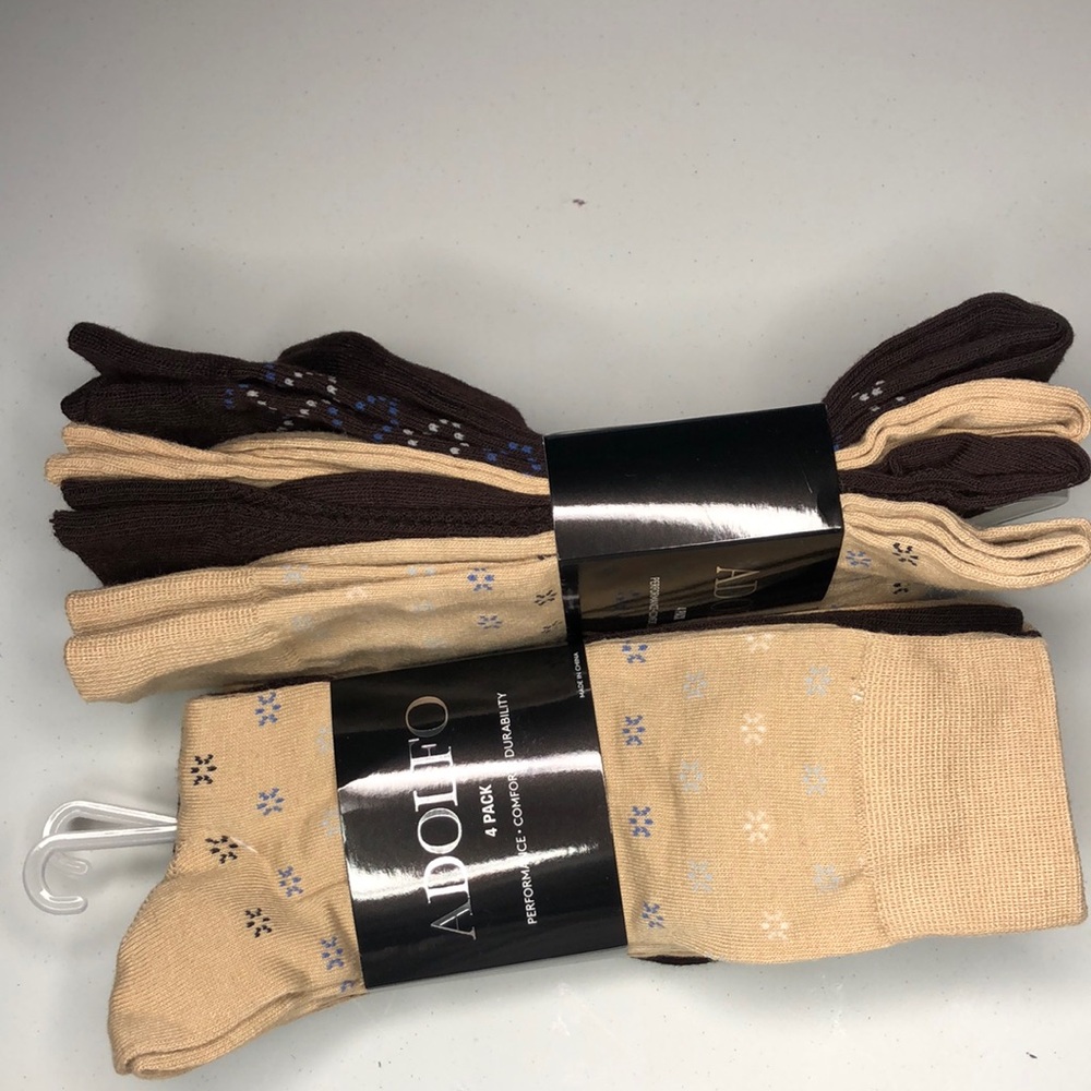 ADOLFO NWT Men’s Dress Socks Assorted Patterns 4 Pack provide performance